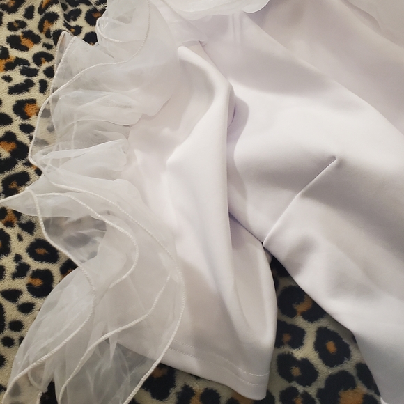 One shoulder peplum top🍒 - Picture 5 of 14